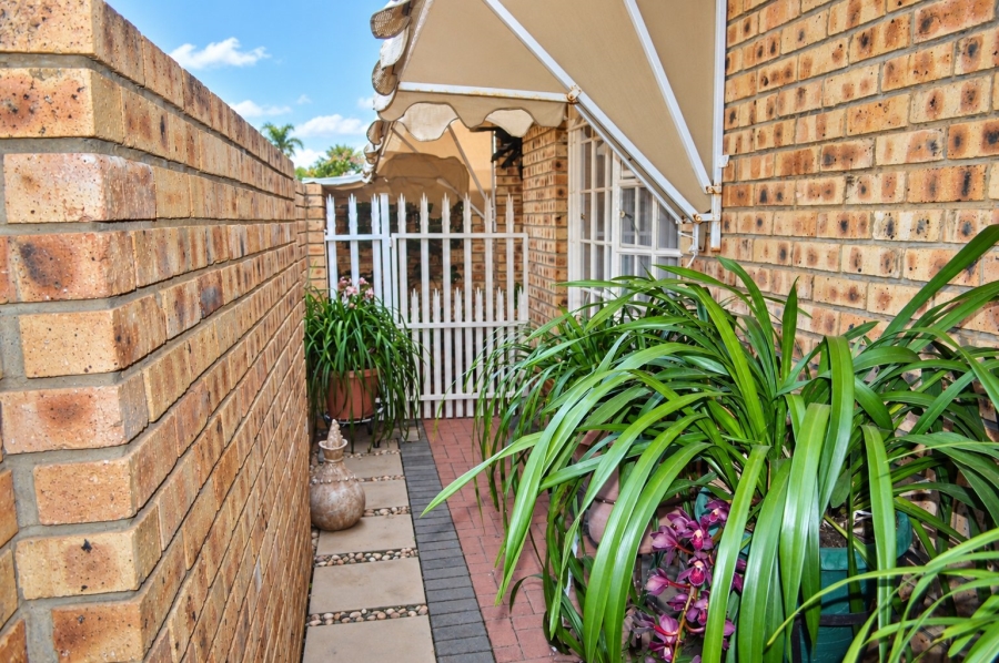 3 Bedroom Property for Sale in Flimieda North West